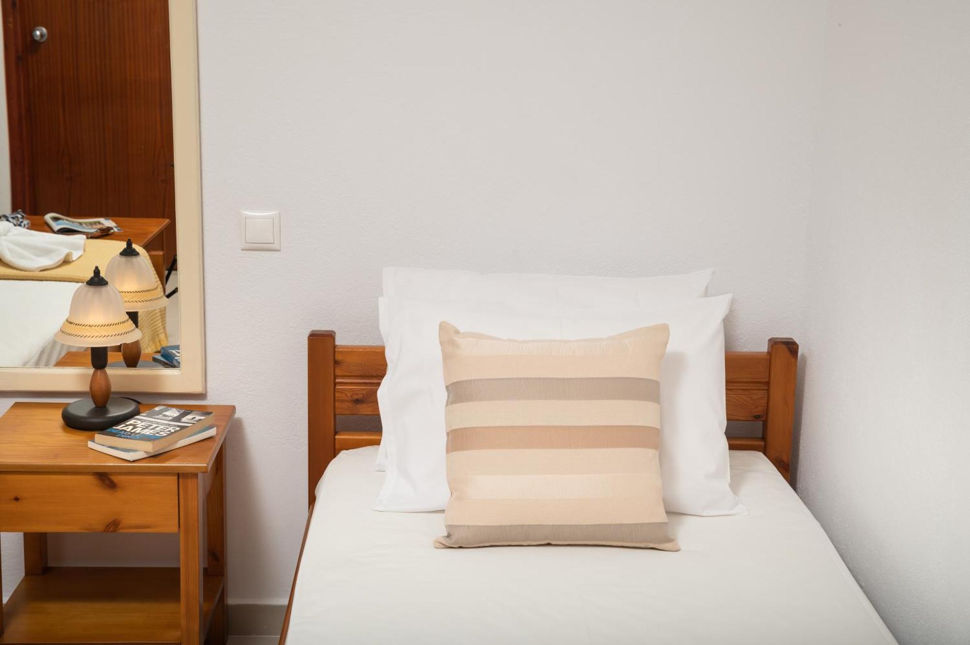Aphrodite Apartments Kalyves Chambre photo