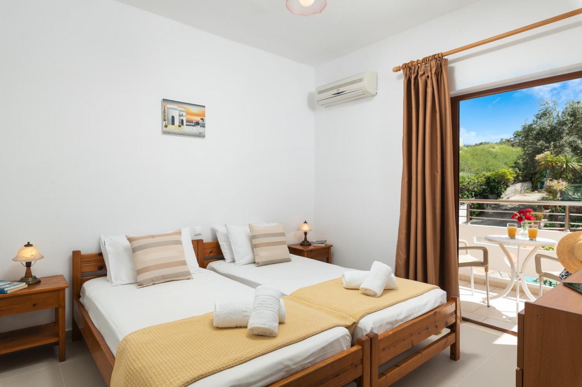 Aphrodite Apartments Kalyves Extérieur photo